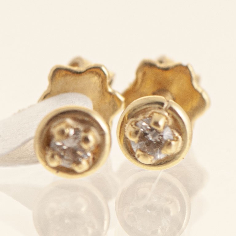 Pare de aretes de oro 18k con circonias - imagen 1