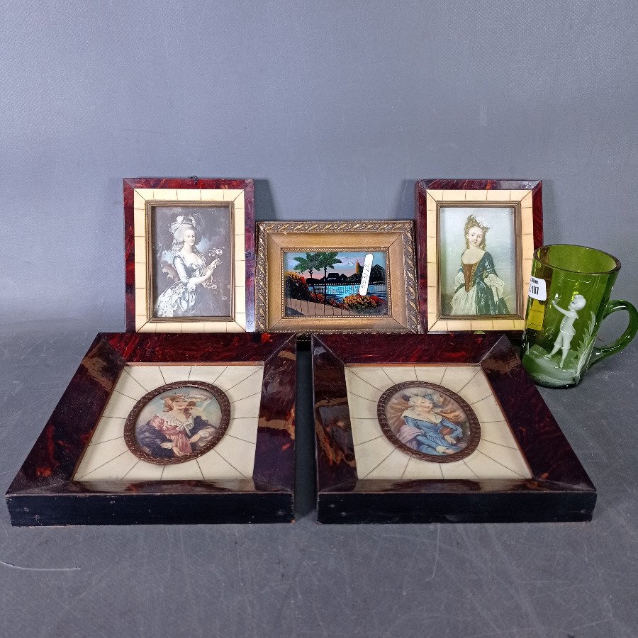 Lote de 5 cuadros y taza de cristal "Mary Gregory"