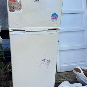 Lote siguiente: Heladera Tem Blanca