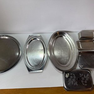 Lote anterior: Lote de Fuentes, Mantequera y Dulcera de Acero Inoxidable