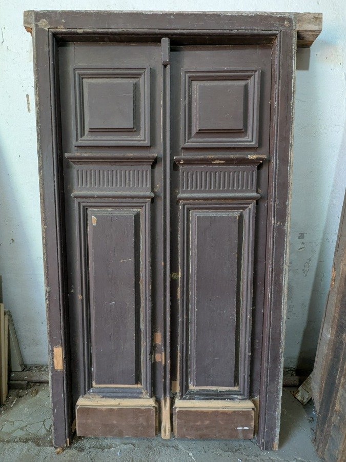 Lote anterior: Puerta exterior de 2 hojas en madera