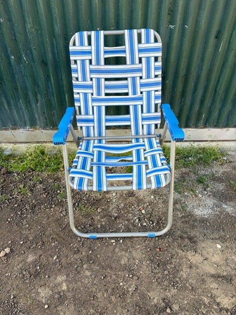 Silla Playera Plegable Rayada Azul y Blanca