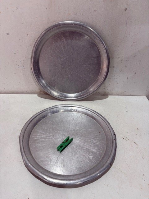 Set de 2 Bandejas de Aluminio Tipo Mozo