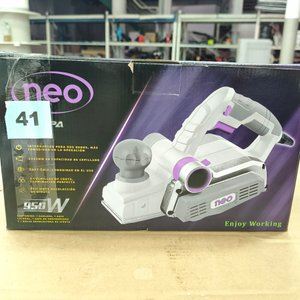 Lote siguiente: Cepillo Eléctrico Neo GG 903 950W con Empuñadura Superior