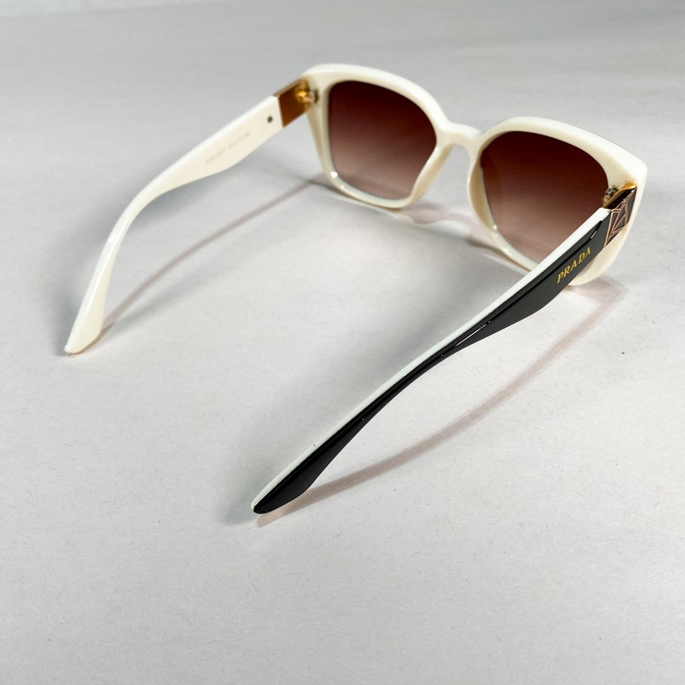 Par de lentes de sol para dama o caballero - imagen 3