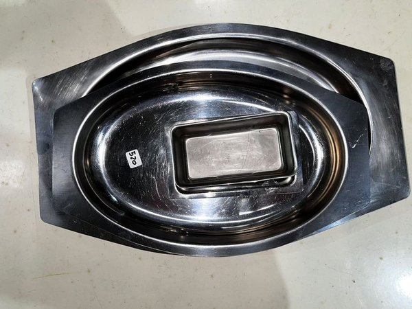 Set de 3 Fuentes de Acero Inoxidable y 1 Mantequera