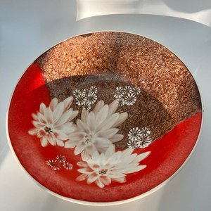 Plato Hondo Decorativo de Cerámica con Diseño Pintado - imagen 3