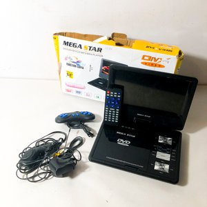 Lote anterior: Mini DVD Portátil Mega Star con Control Remoto y Joystick