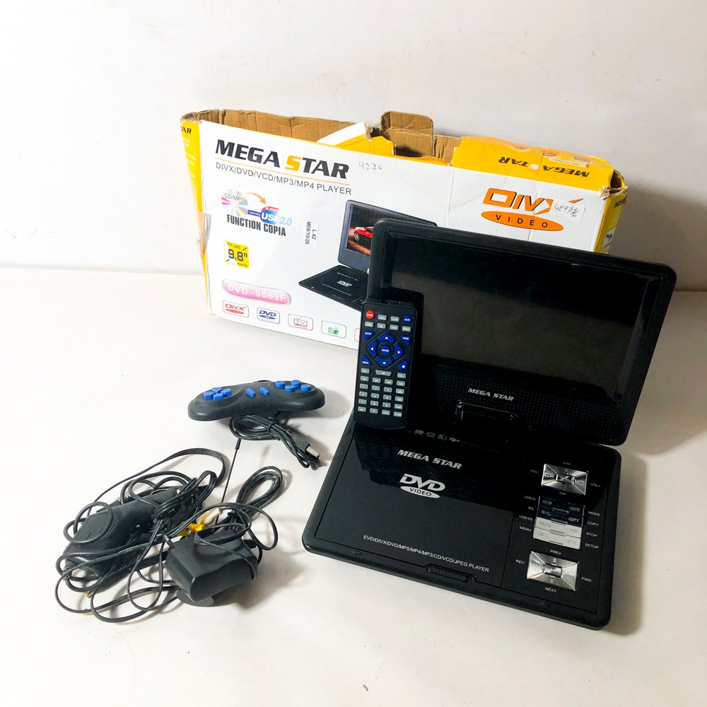 Mini DVD Portátil Mega Star con Control Remoto y Joystick