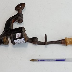 Antiguo Cargador de Cartuchos de Metal y Madera - imagen 3