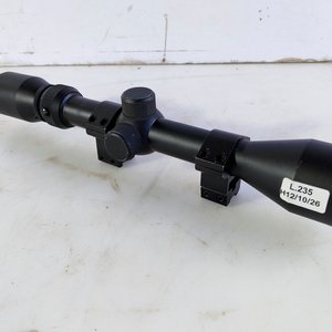 Lote siguiente: Mira Telescópica Weaner L.235 H12/10/26