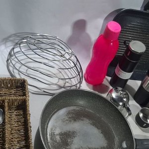 Set de Cocina: Sartén, Cubiertero, Azucarero, Termo y Más - imagen 2