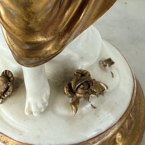 Figura Clásica Capodimonte Original Siglo XIX con Detalles Dorados - imagen 3