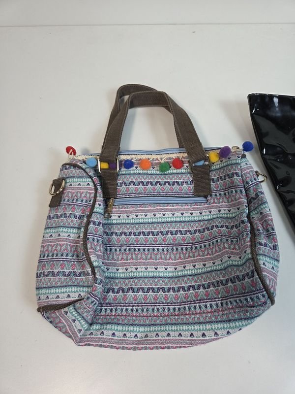 Item 829682 - Image 1