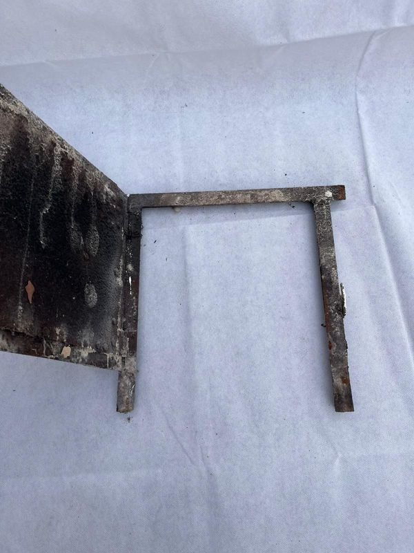 Puerta de horno de barro para venta en subasta - imagen 5
