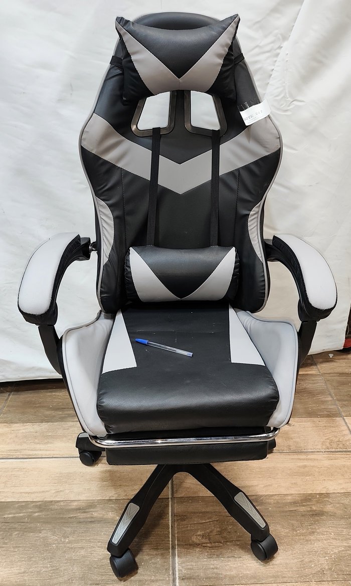 Silla Gamer Tapiizada en Ecocuero Negro/Gris, Reclinable y Regulable - imagen 4