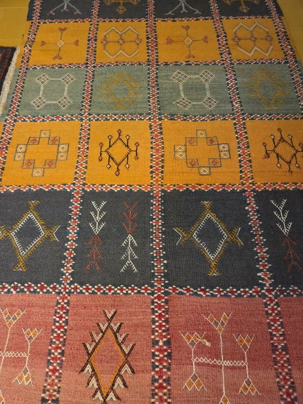 Item 830088 - Image 1