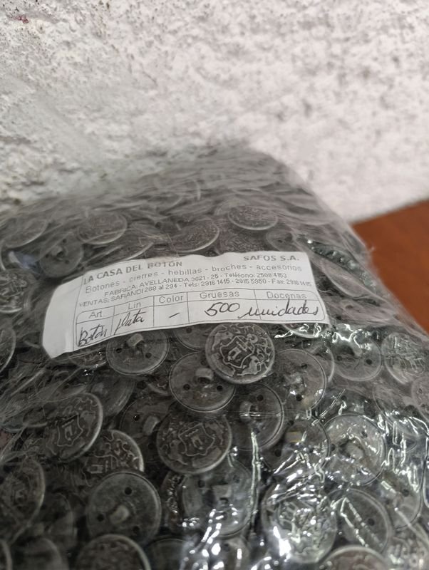 Botones en bolsas de plástico - imagen 4