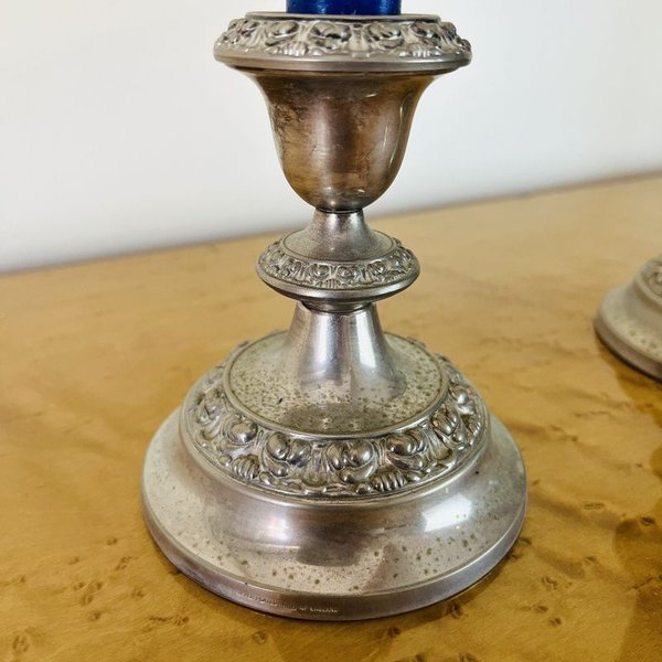 Candelabros de mesa ingleses de una luz - imagen 3