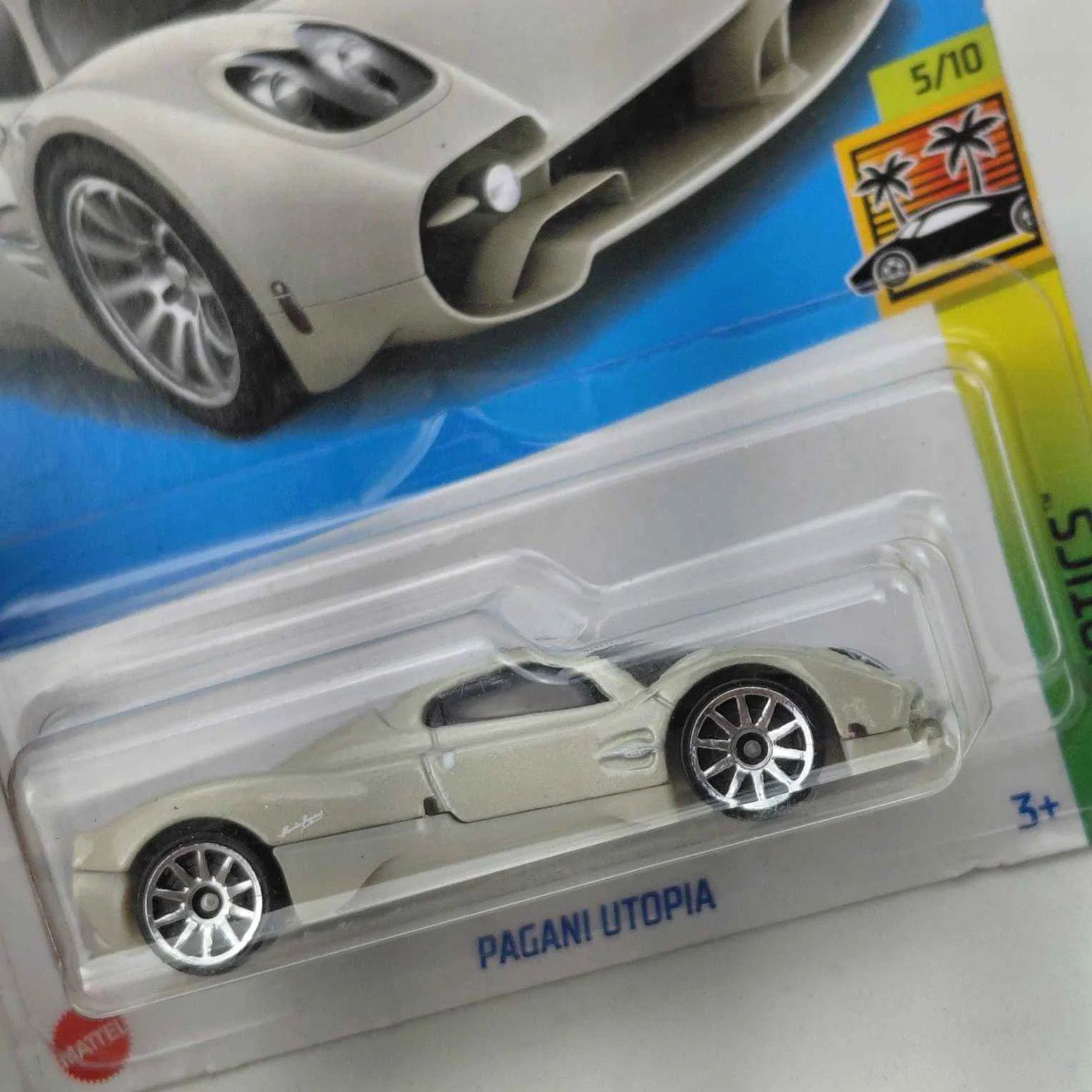 Coche de juguete Hot Wheels Pagani Utopia - imagen 2