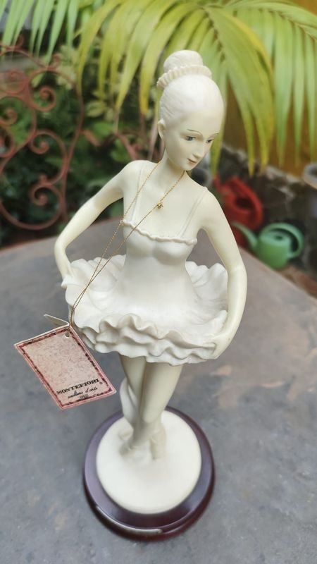 Item 901164 - Image 0