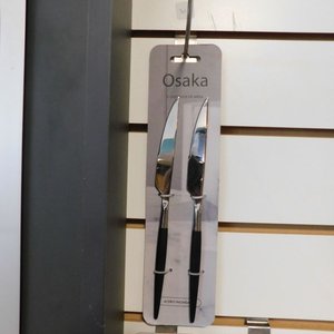 Lote siguiente: 2 cuchillos de mesa