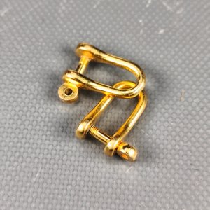 Par de Gemelos Dorados Diseño Grilletes con Estuche - imagen 4
