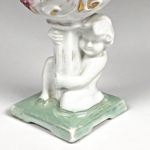Mate de Porcelana Isabelina con Querubín y Detalle "Amistad", 15 cm - imagen 4