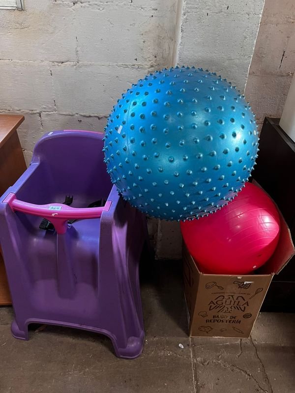 Silla de Comer para Bebé con Dos Pelotas de Pilates