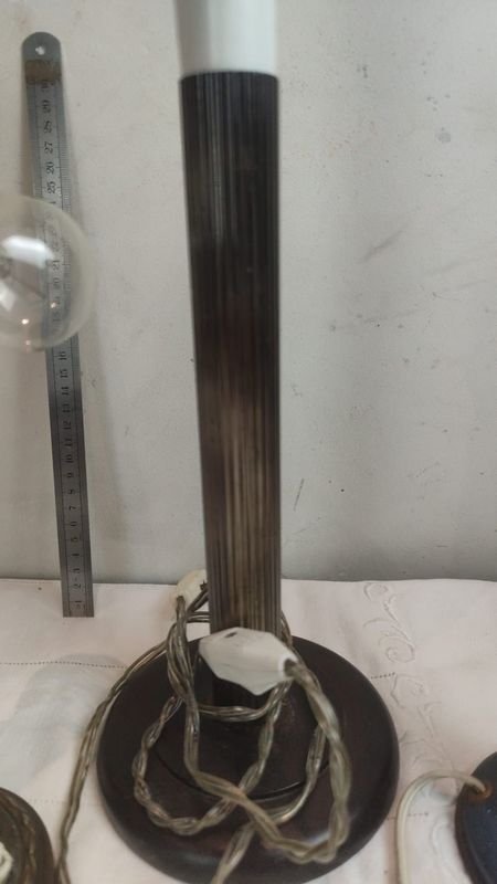 Lámparas de mesa en metal y bronce de alta calidad - imagen 3