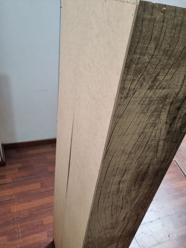 Ropero Placard Multiuso en Madera con Tamaño Grande - imagen 2