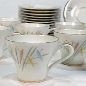 Doce Pocillos de Porcelana Edelstein Bavaria con Platillos - imagen 2