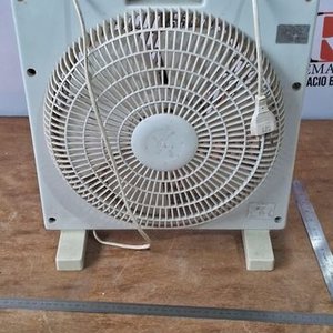 Ventilador de Pie Blanco Funcional - imagen 2