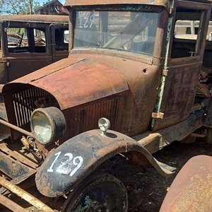 Chevrolet 1925 Cuatro Puertas - Auto Antiguo para Restaurar - imagen 2