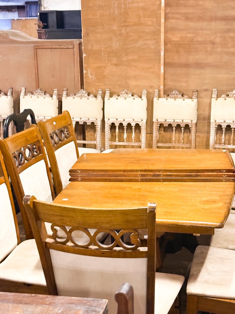 Juego de Comedor de Madera con 6 Sillas Estilo Clásico