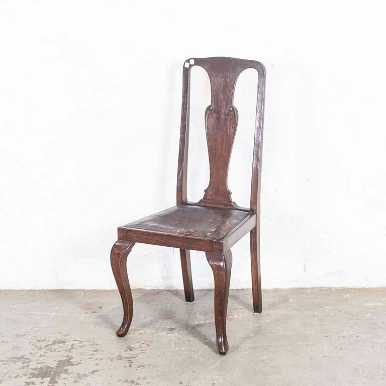 Lote siguiente: Silla de madera con asiento tapizado para retapizar