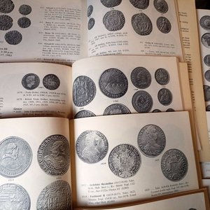 10 Catálogos de Subastas Numismáticas Americanas "International Auctions by Lepczyk" con Precios de Referencia (Años 80) - imagen 4