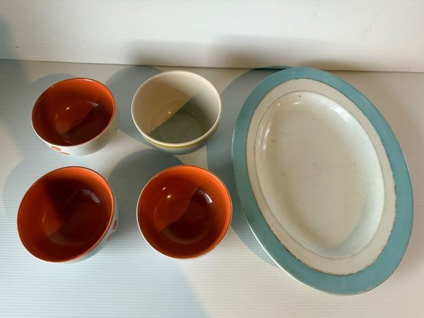 Set de 4 Bowls y Fuente Ovalada de Loza - imagen 1