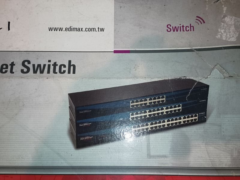Switch Edimax 24 puertos - imagen 9