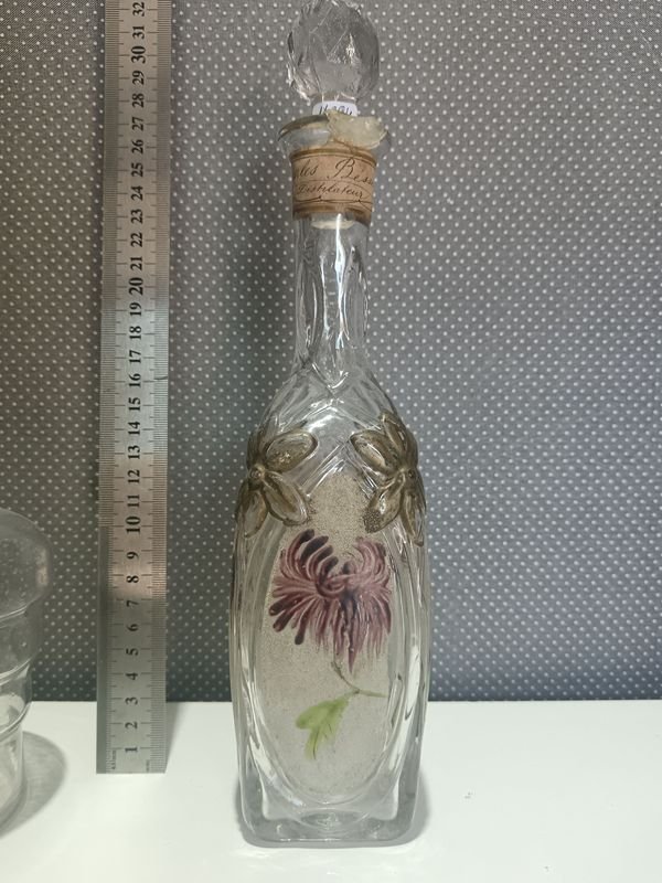 Dos licoreras antiguas para decoración y disfrute - imagen 3