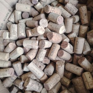 Lote Surtido de Tapones de Corcho para Botellas - imagen 1