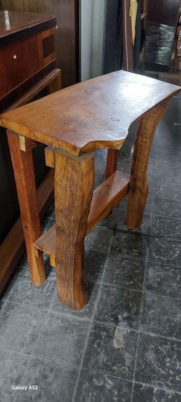Mesa de madera antigua en excelente estado - imagen 2