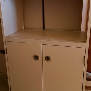 Estantería Vertical de MDF Laminado con Puertas y Estantes - imagen 3