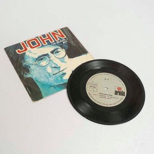 Lote siguiente: Disco Vinilo Single "John, A Tribute" - Edición Brasil
