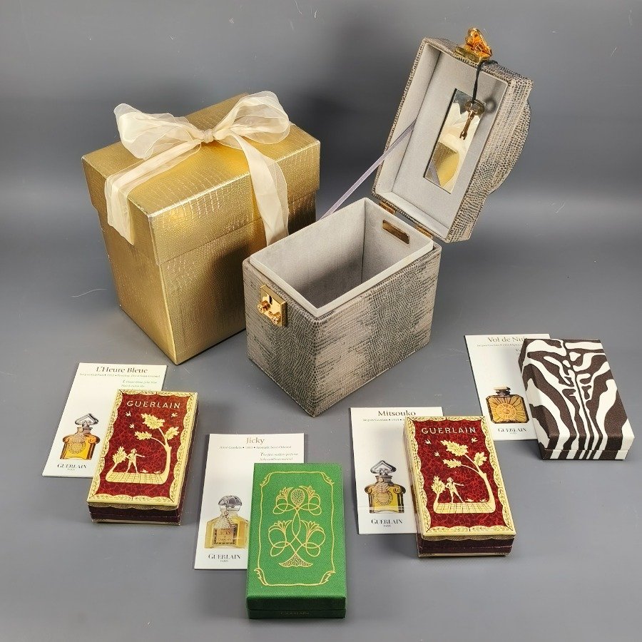 Colección de Perfumes y Accesorios de Lujo - imagen 2