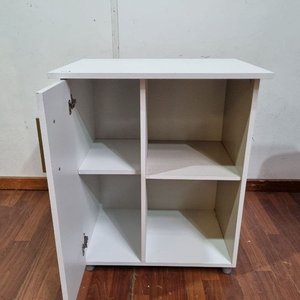 L 500 - Mueble organizador bajo en melamina blanca con puerta y estantes (62 x 45 x 76 cm) - imagen 2