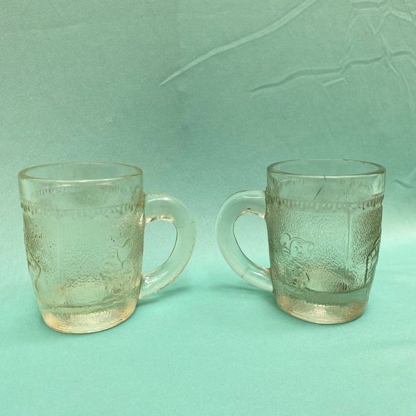 Dos tazas antiguas con motivos de Blancanieves - imagen 2