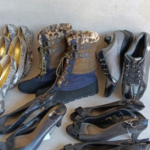 Lote anterior: Lote de 9 Pares de Calzados Variados para Mujer