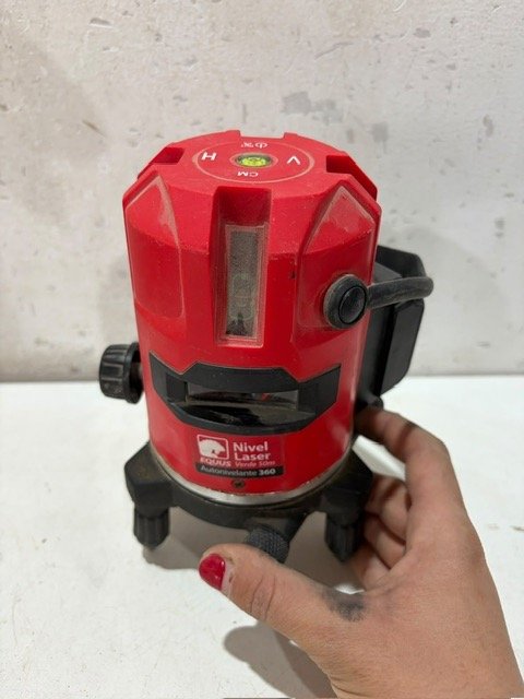 Nivel Láser Rojo Kobus Autonivelante 360