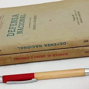 2 Libros "Círculo Militar-Biblioteca del Oficial" - General Berisso: Defensa Nacional y Espionaje - imagen 6